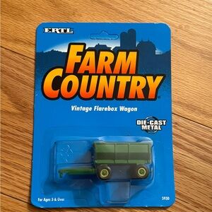 ERTL Farm Country Vintage Flarebox Wagon NEW